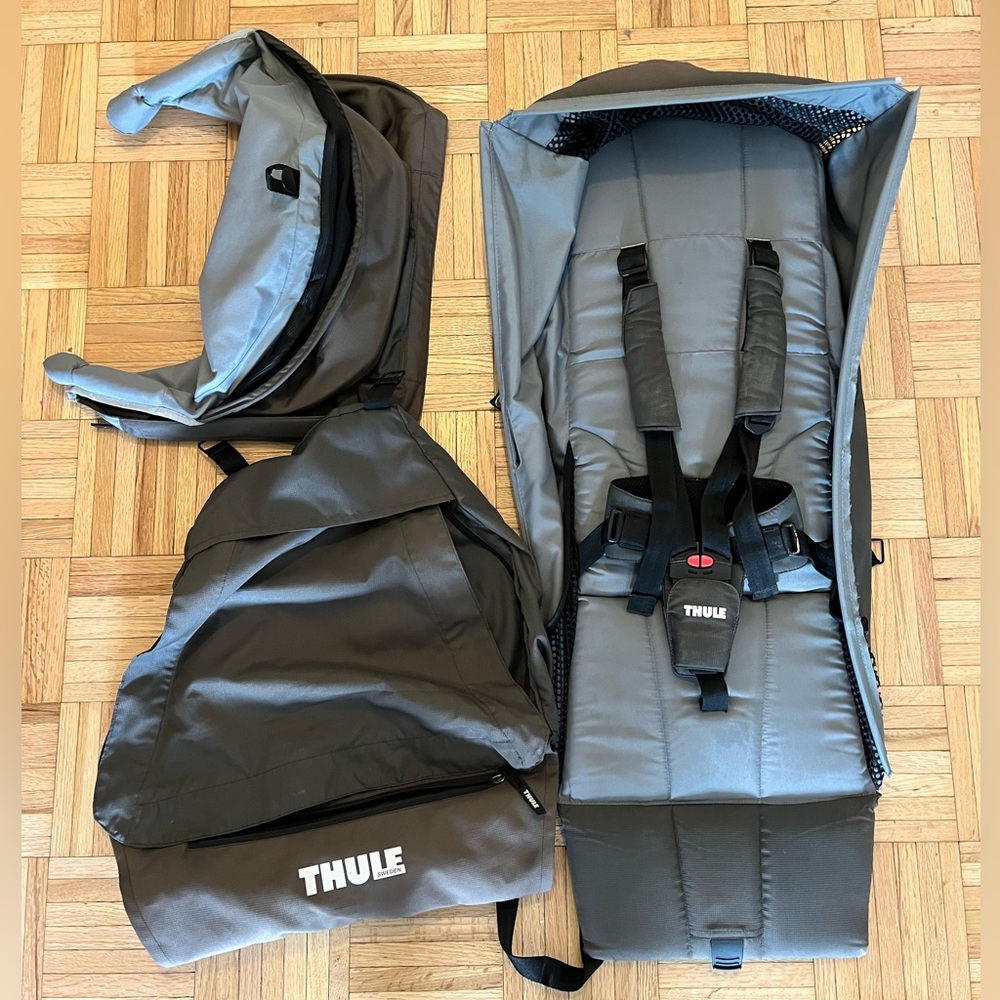 Thule Urban Glide 1 Replacement Seat, Cargo Tray, and Sun shade